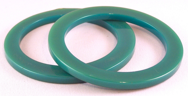 BS1 teal wide walled spacer bangle